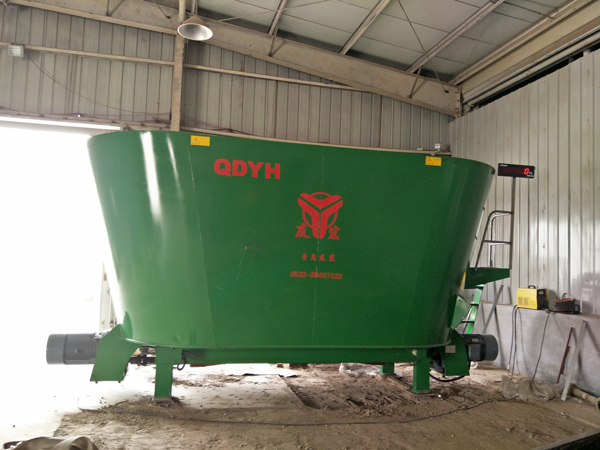 25方固定TMR飼料攪拌機(jī)